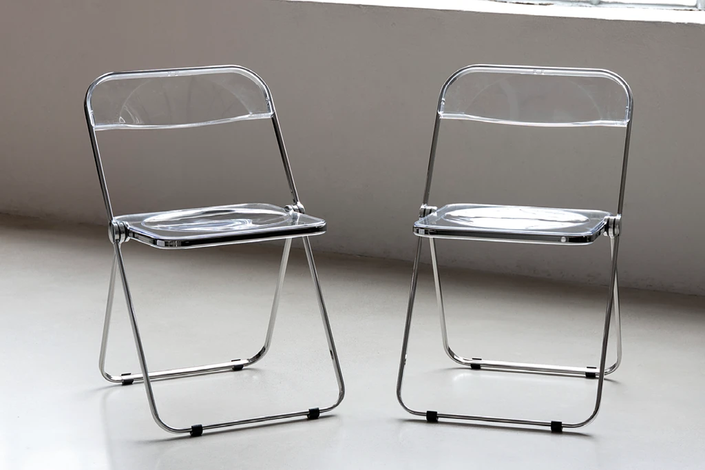 Fur Designfans - Klappstuhl Plia